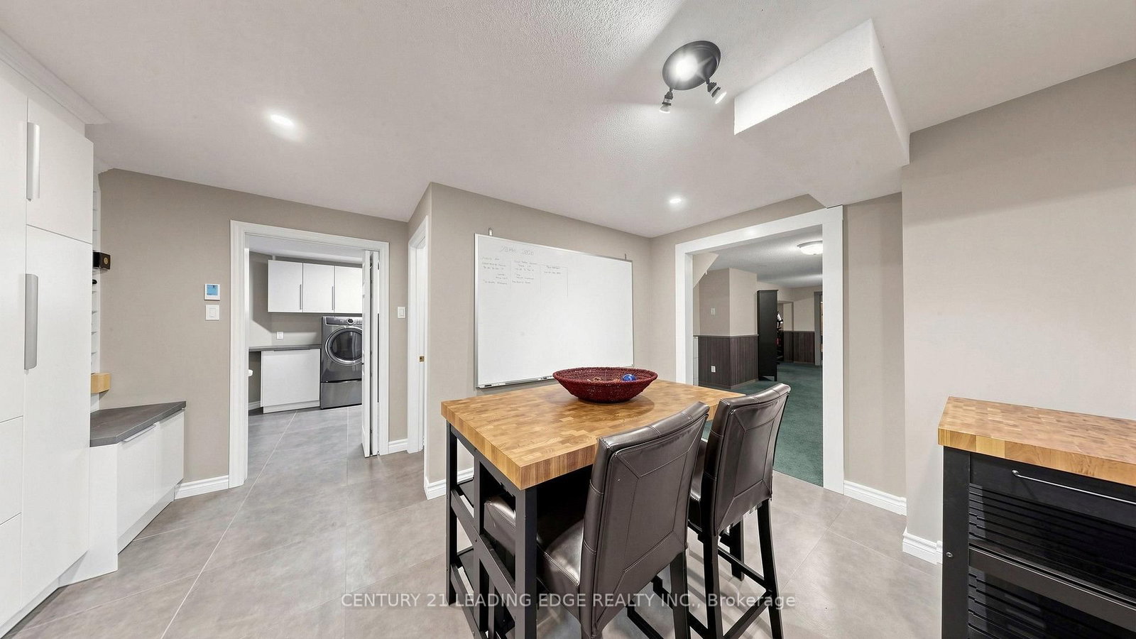 11 Rodeo Drive • Kawartha Lakes, ON photo 43