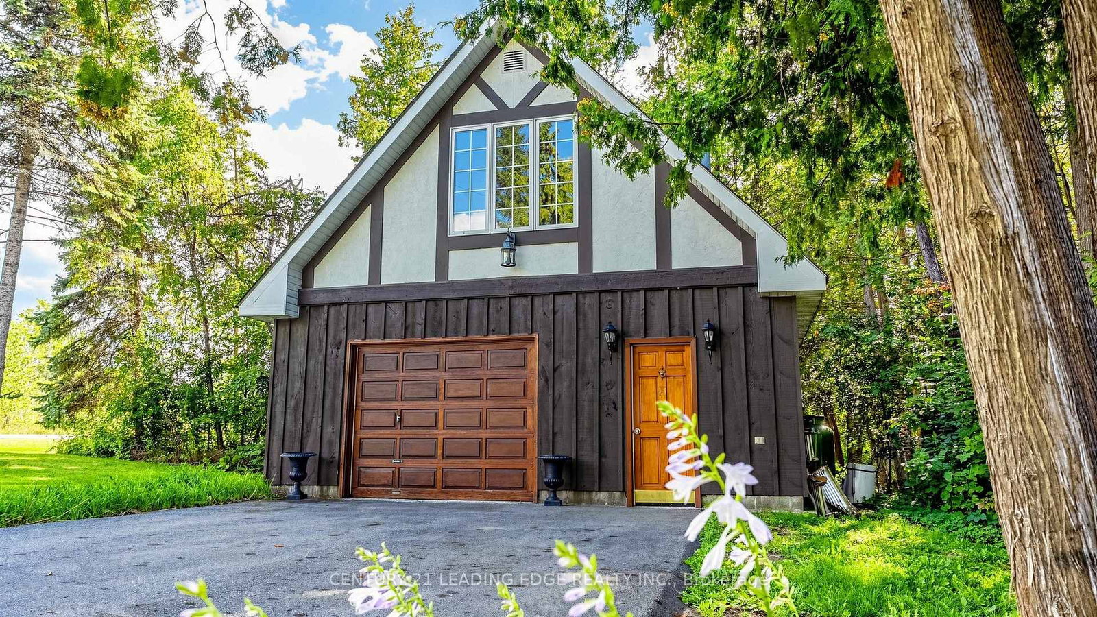 11 Rodeo Drive • Kawartha Lakes, ON photo 5