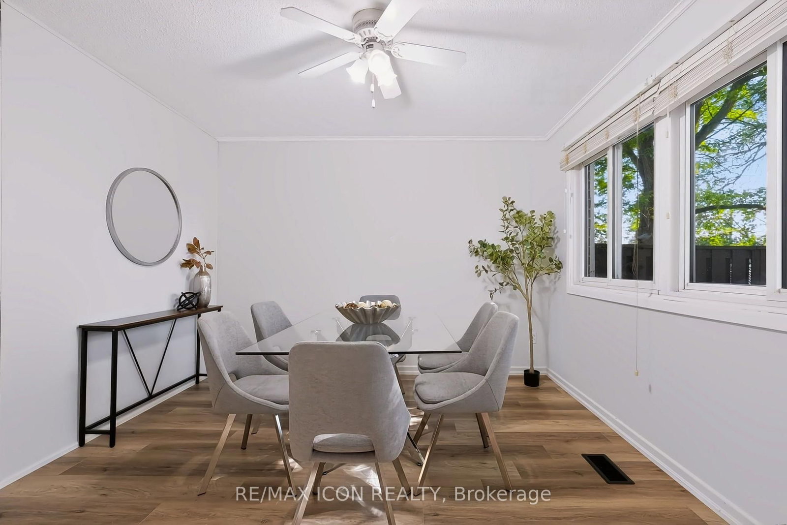 121 University Avenue E • #102 • Waterloo, ON photo 9