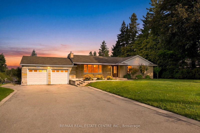 435 Parkside Drive