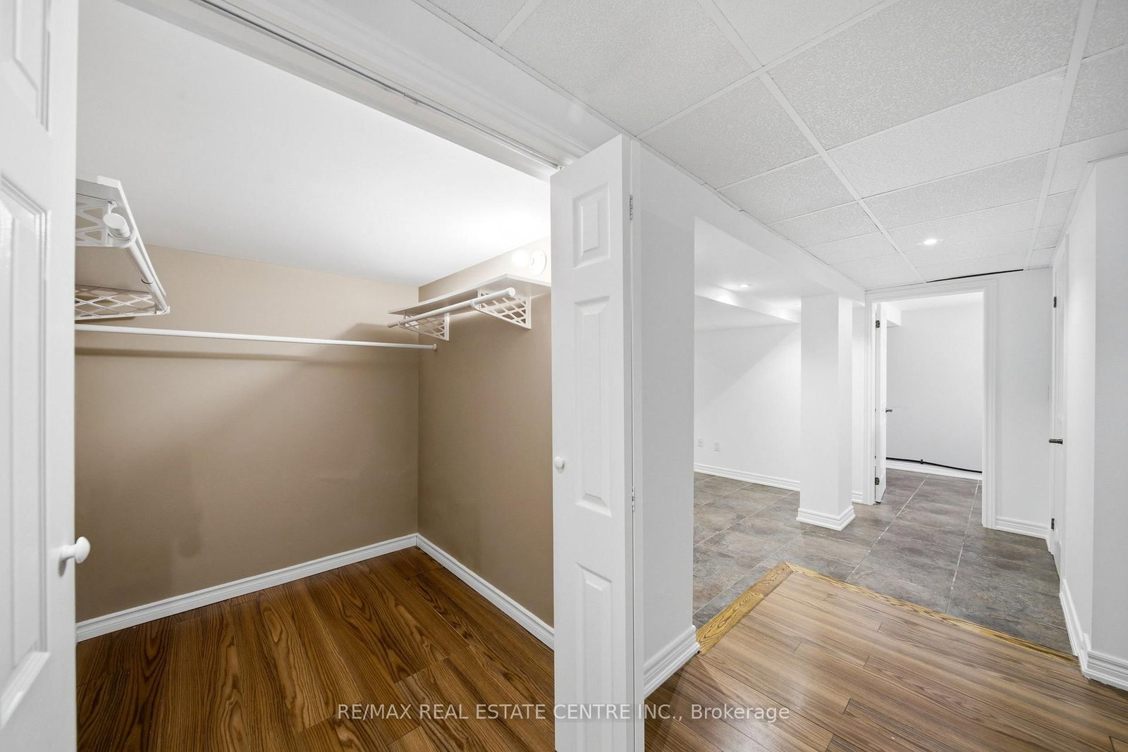 435 Parkside Drive • Hamilton, ON photo 35