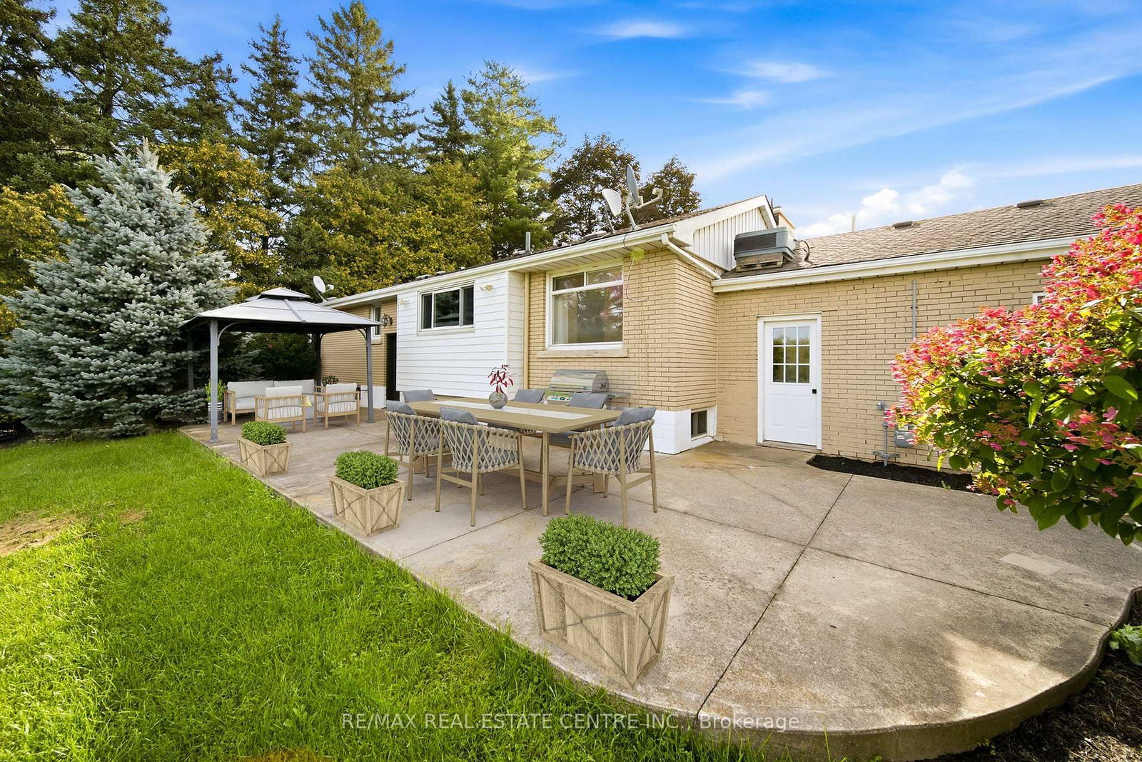 435 Parkside Drive • Hamilton, ON photo 39
