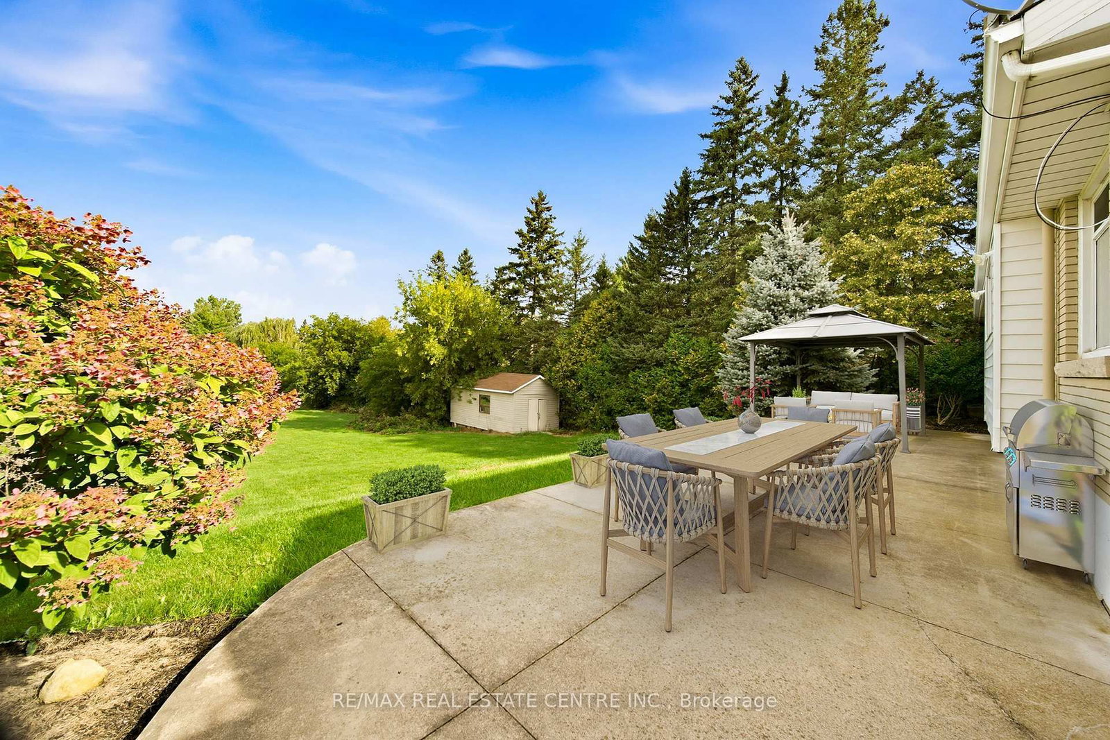 435 Parkside Drive • Hamilton, ON photo 40