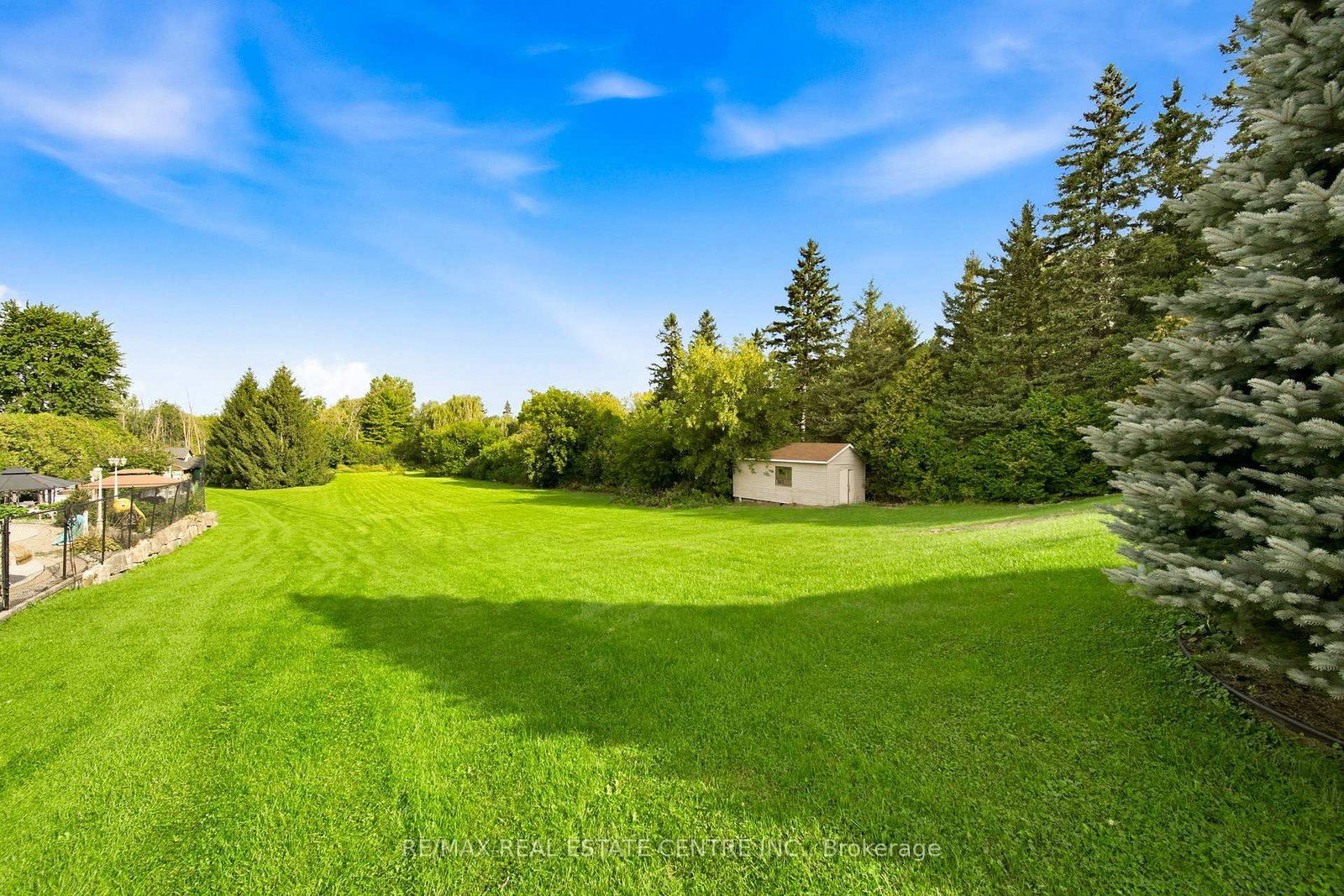 435 Parkside Drive • Hamilton, ON photo 42