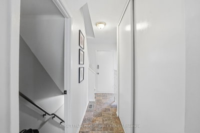 1767 Trappist Lane • Ottawa, ON photo 3