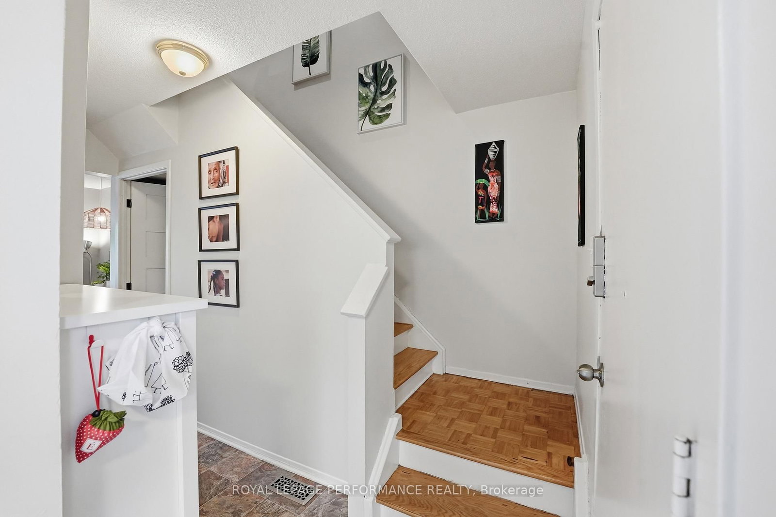 1767 Trappist Lane • Ottawa, ON photo 5