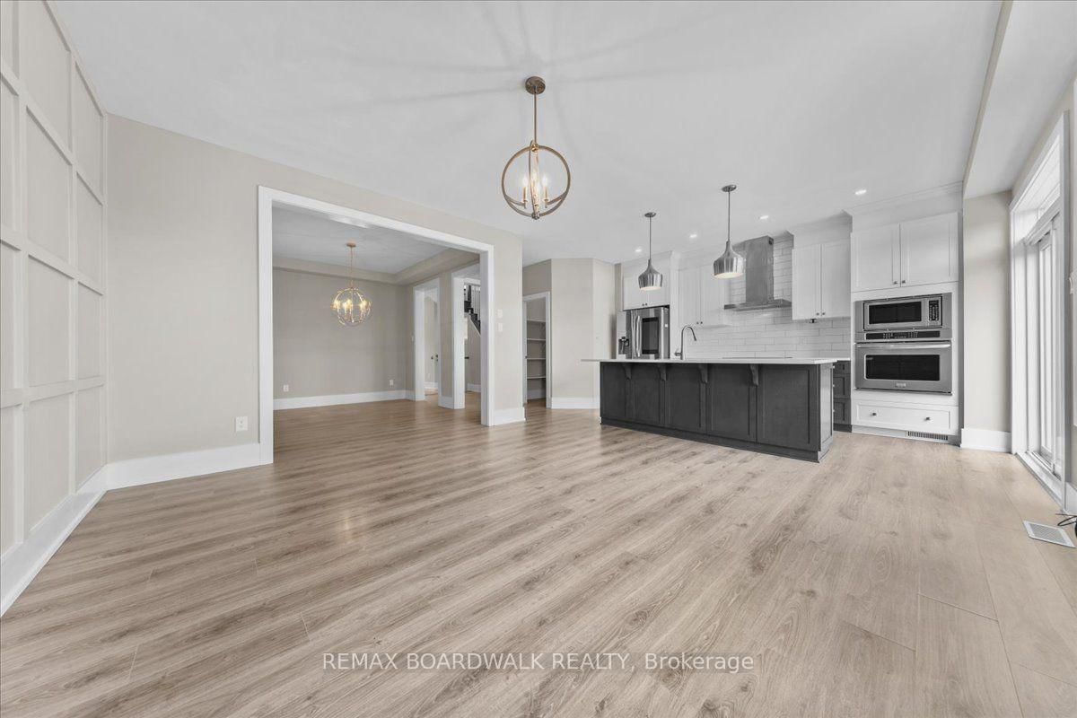 343 SWEETCLOVER Way • Ottawa, ON photo 16