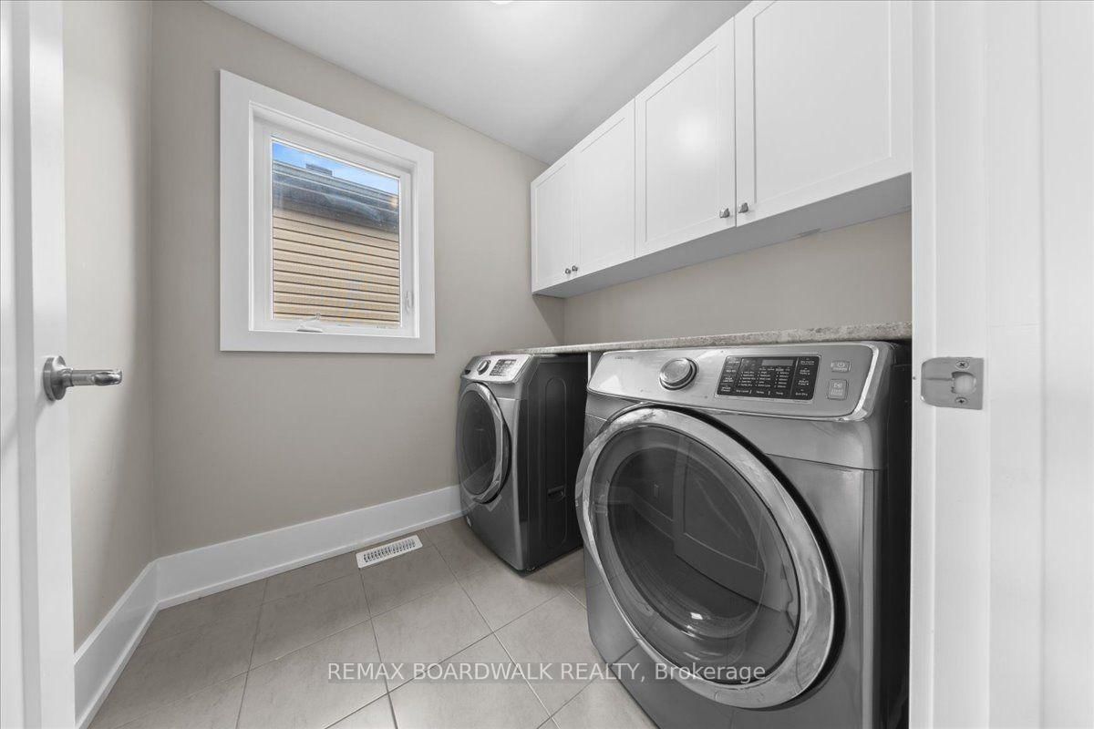 343 SWEETCLOVER Way • Ottawa, ON photo 32