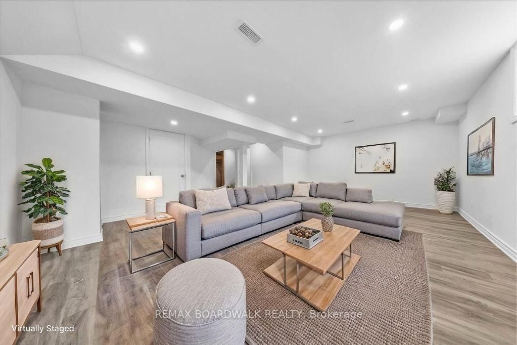 343 SWEETCLOVER Way • Ottawa, ON photo 40