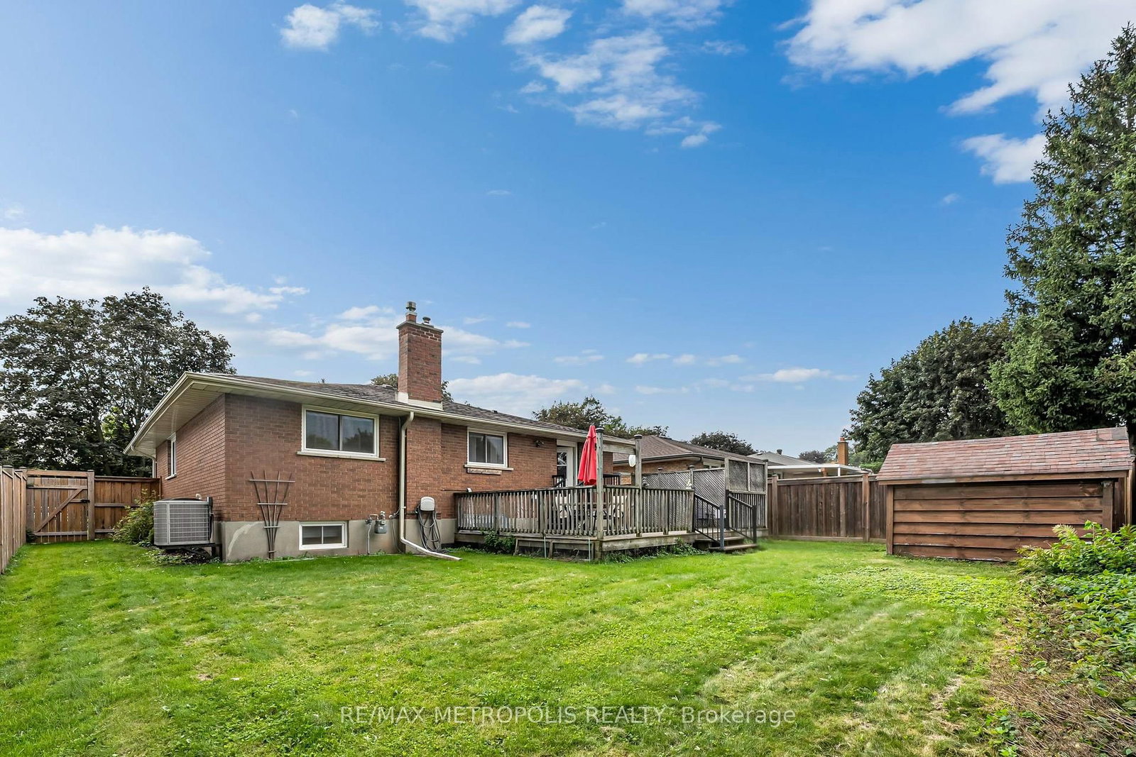 598 Black Oak Crescent • Waterloo, ON photo 39