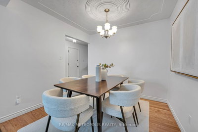 598 Black Oak Crescent • Waterloo, ON photo 9