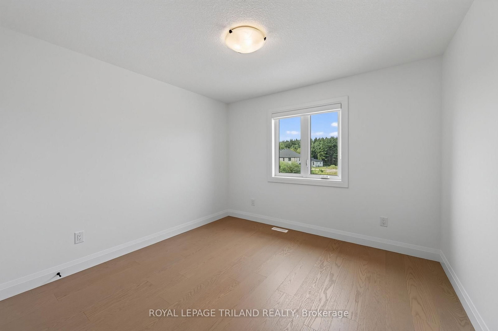 6777 Heathwoods Avenue • London South, ON photo 31