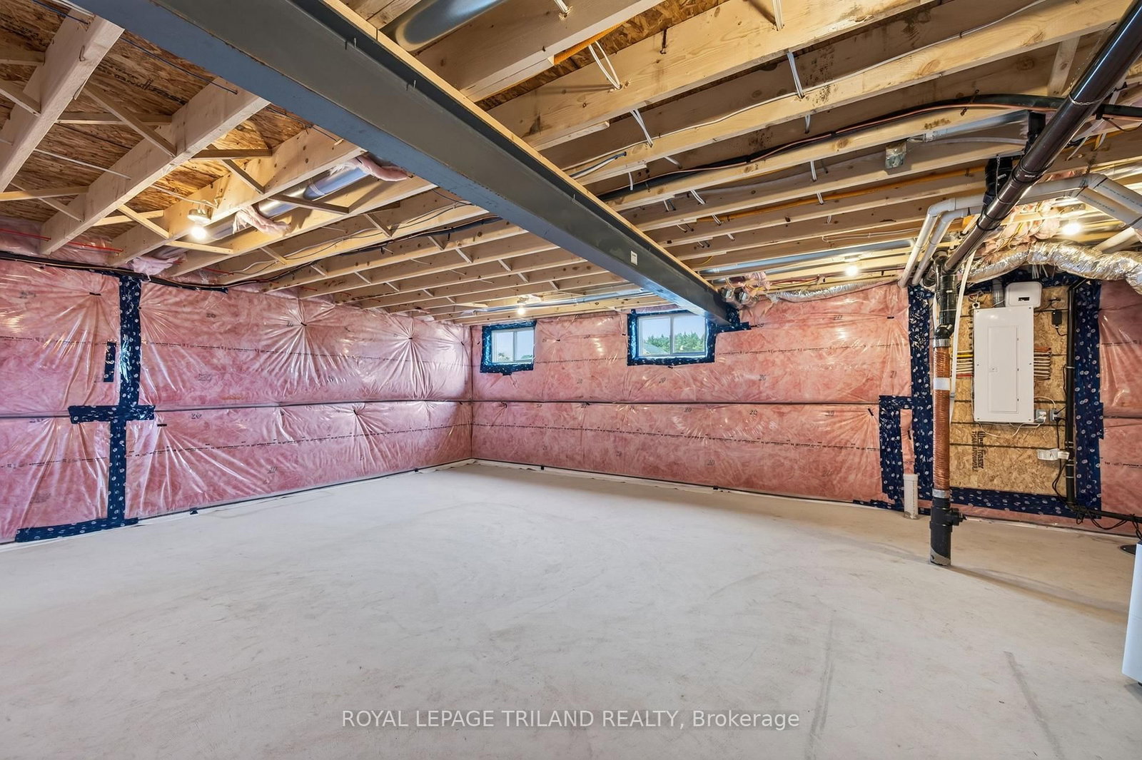 6777 Heathwoods Avenue • London South, ON photo 34