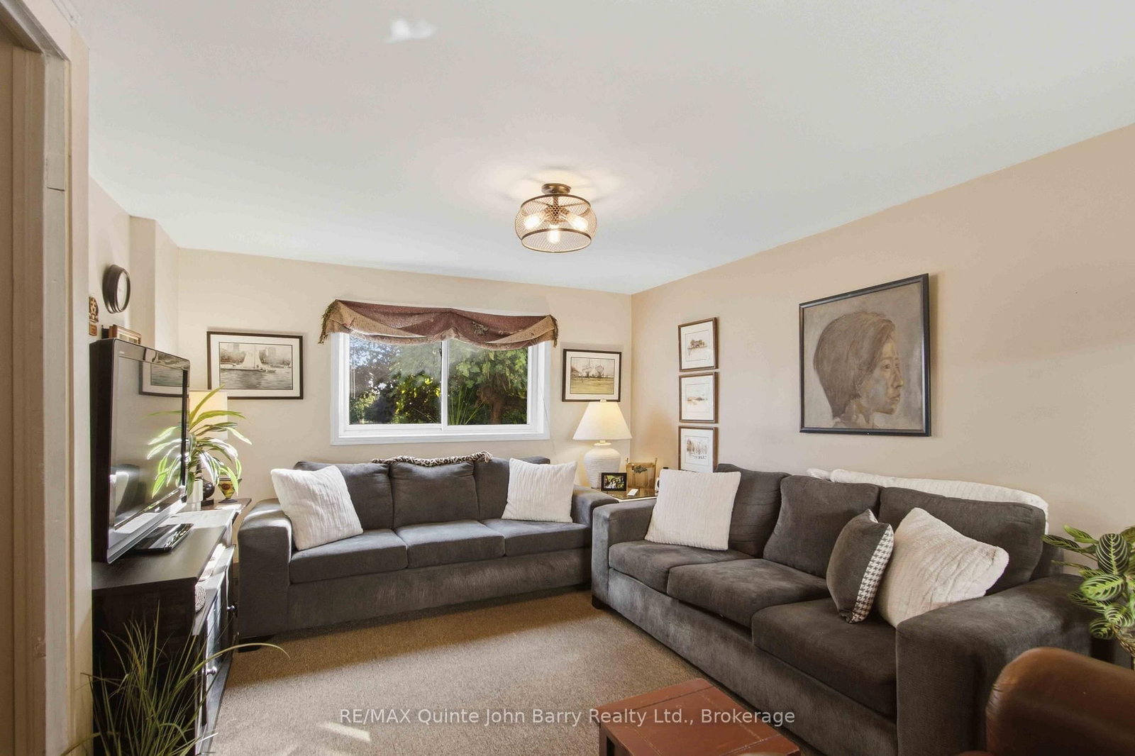 1 Parkside Drive • Quinte West, ON photo 21