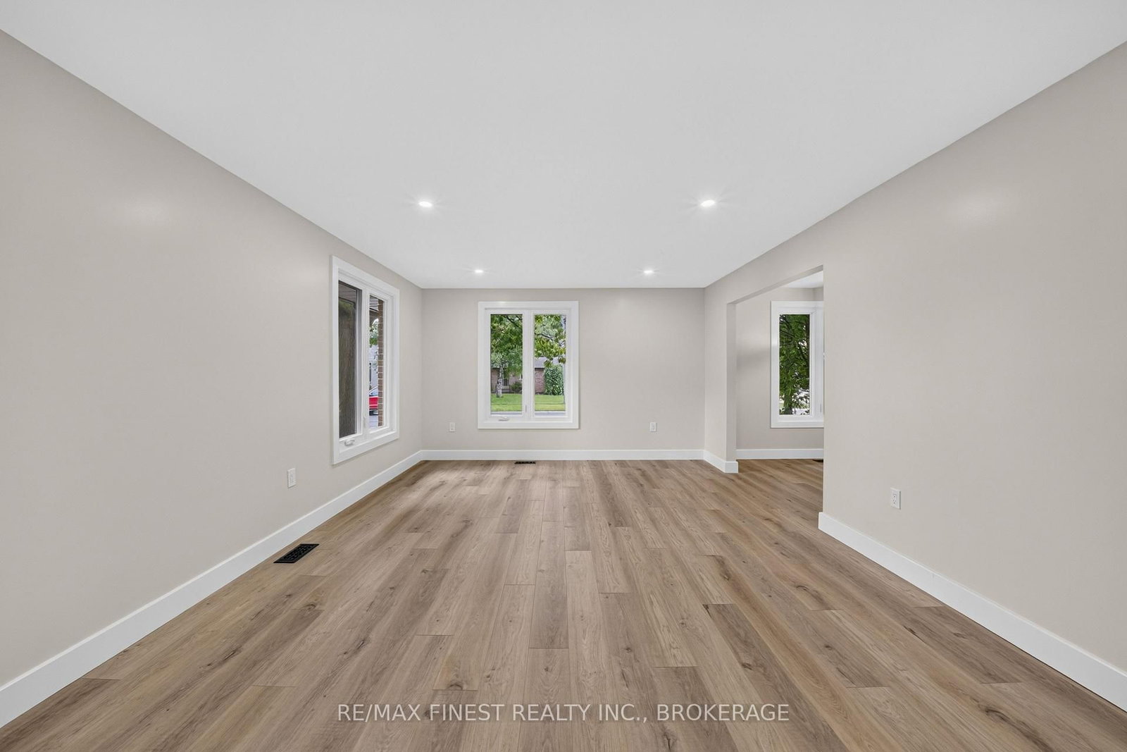530 Roosevelt Drive • Kingston, ON photo 6