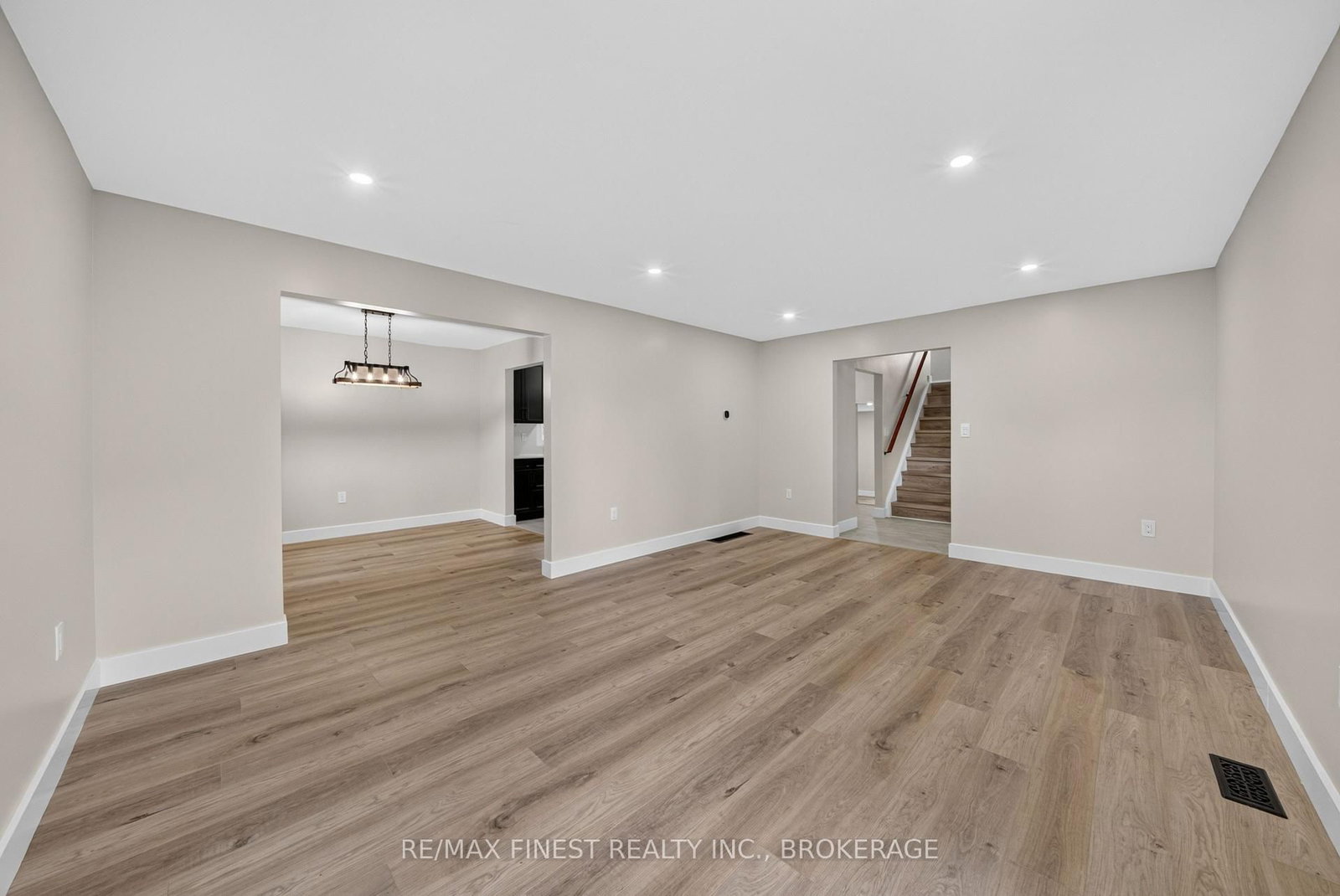 530 Roosevelt Drive • Kingston, ON photo 8