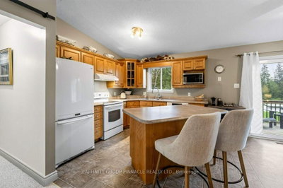 838 Traceys Hill Road • Kawartha Lakes, ON photo 9