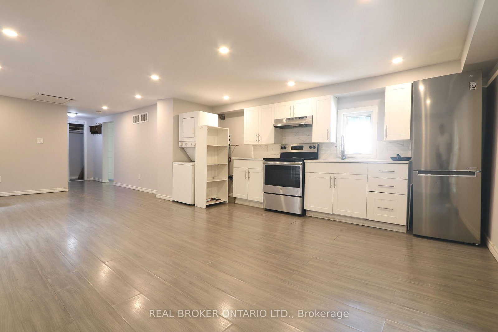 4424 Ellis Street • Niagara Falls, ON photo 11