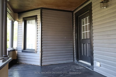 4424 Ellis Street • Niagara Falls, ON photo 4