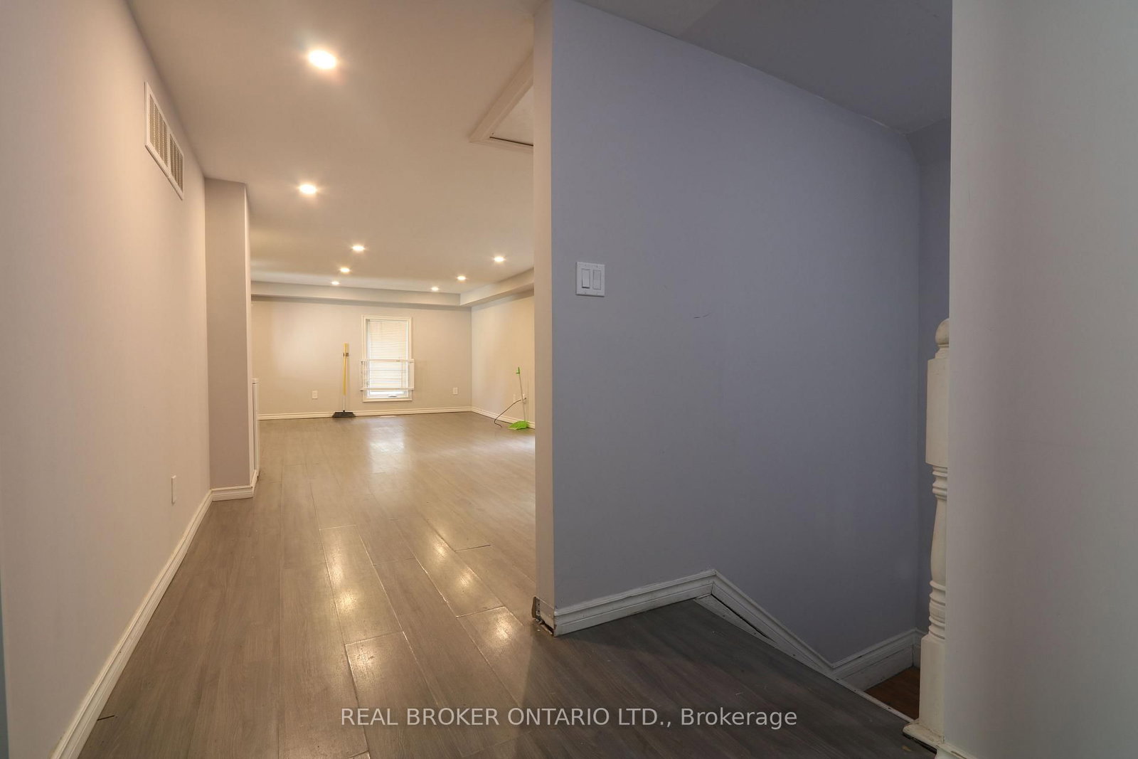 4424 Ellis Street • Niagara Falls, ON photo 6