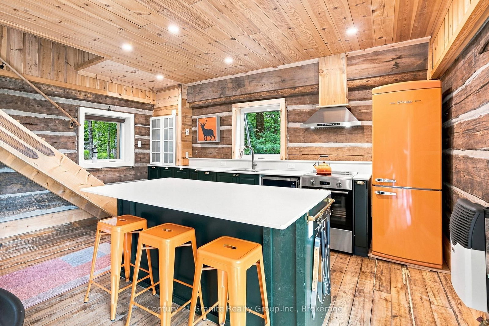 1093 Liswood Road • Dysart et al, ON photo 14