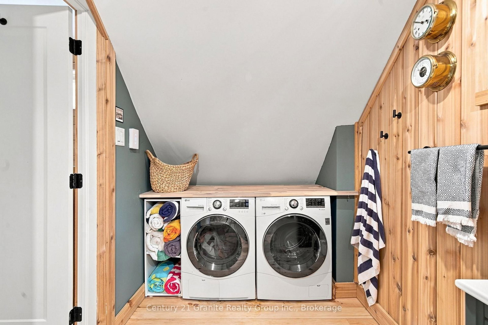 1093 Liswood Road • Dysart et al, ON photo 25