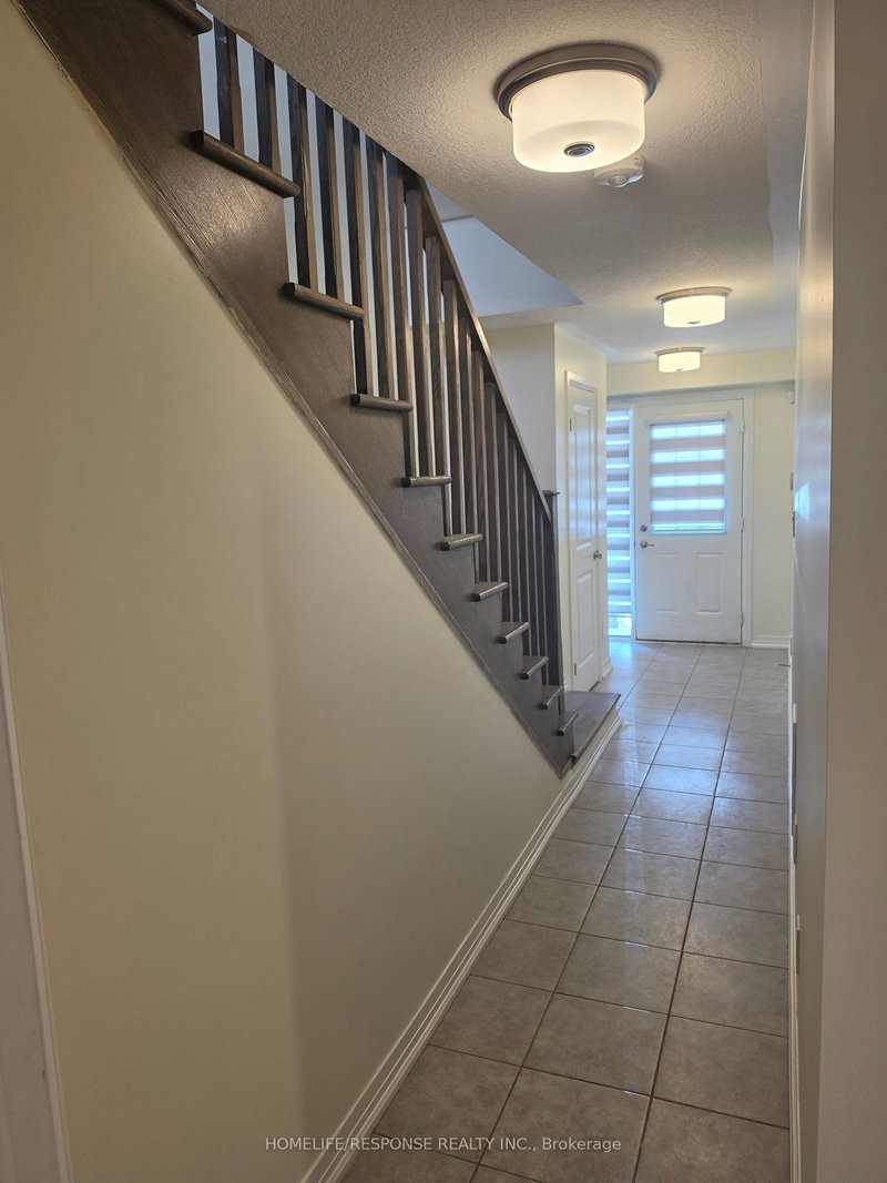52 - 620 COLBORNE Street W