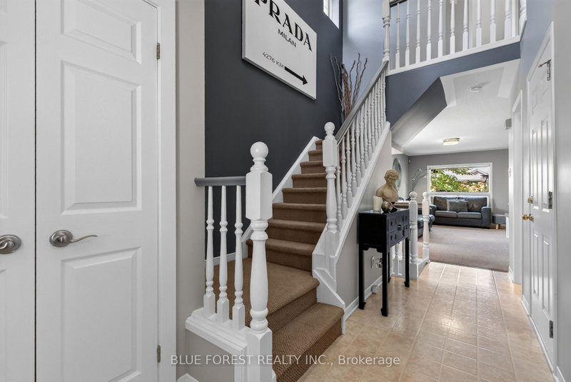 1199 Reardon Blvd photo 4
