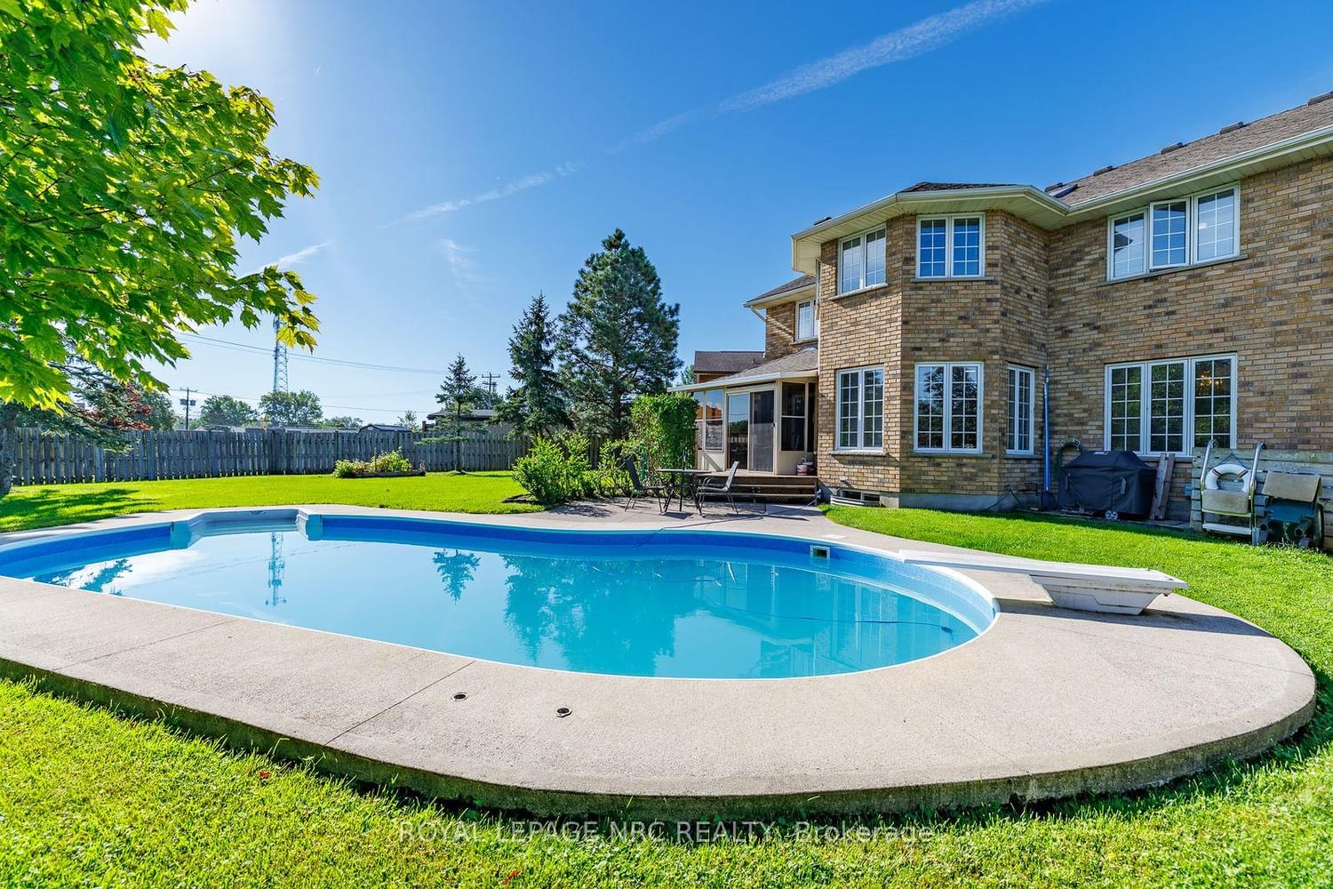 21 Elmvale Crescent • Port Colborne, ON photo 18