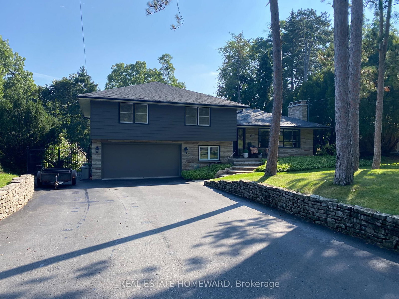 63 Cait Court • Hamilton, ON photo 5