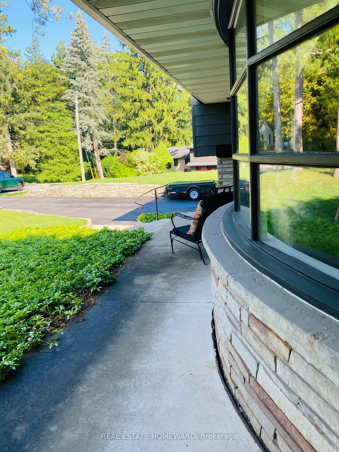 63 Cait Court • Hamilton, ON photo 7