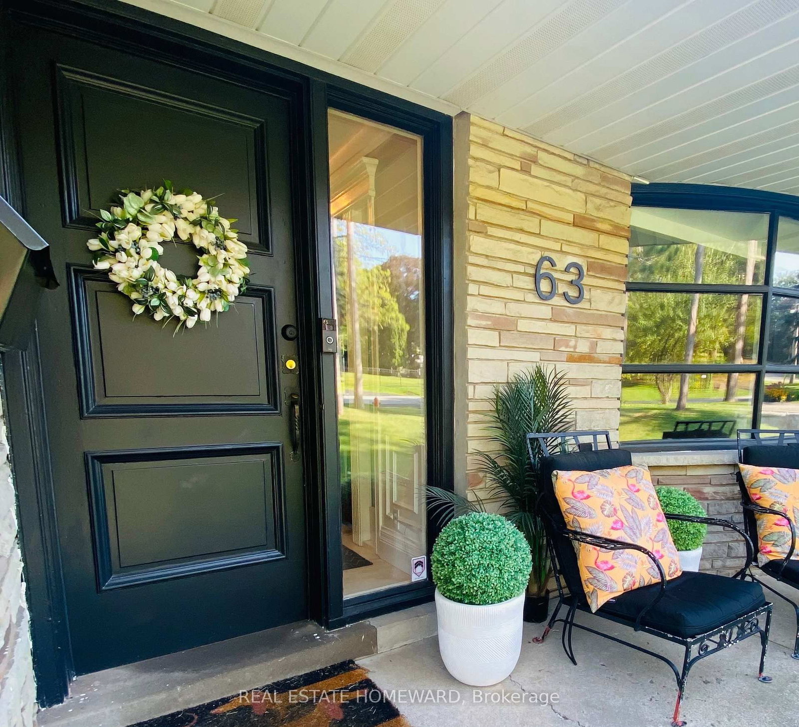 63 Cait Court • Hamilton, ON photo 8