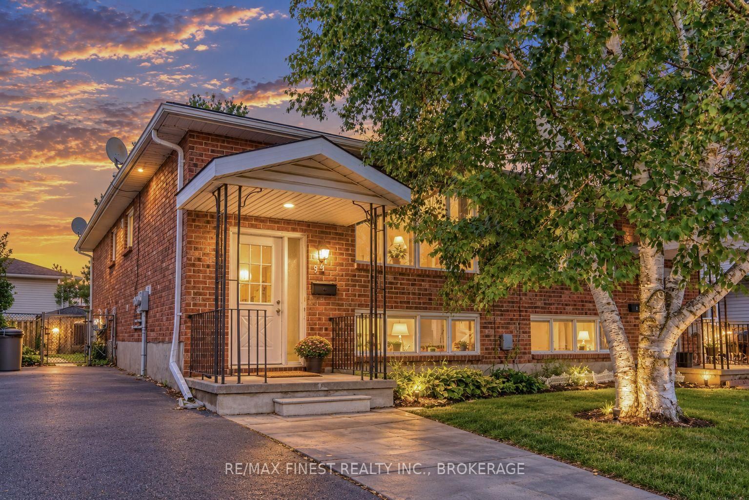 941 Warburton Crescent • Kingston, ON photo 1