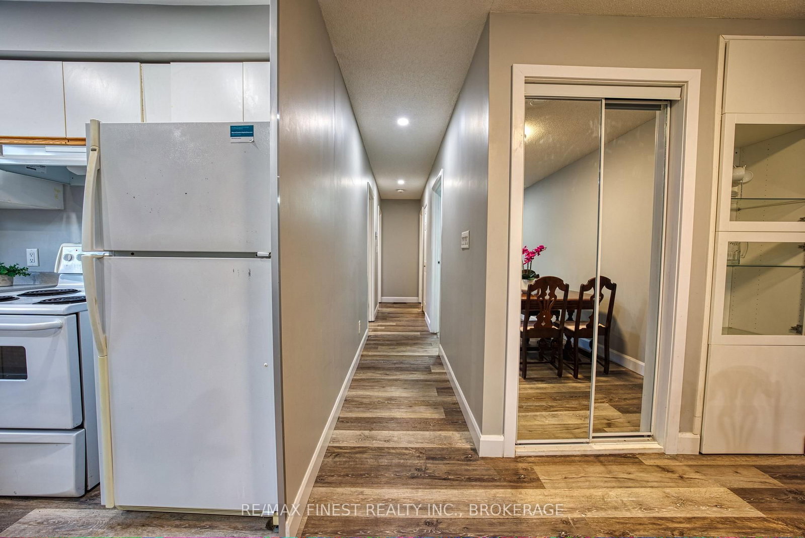 941 Warburton Crescent • Kingston, ON photo 12
