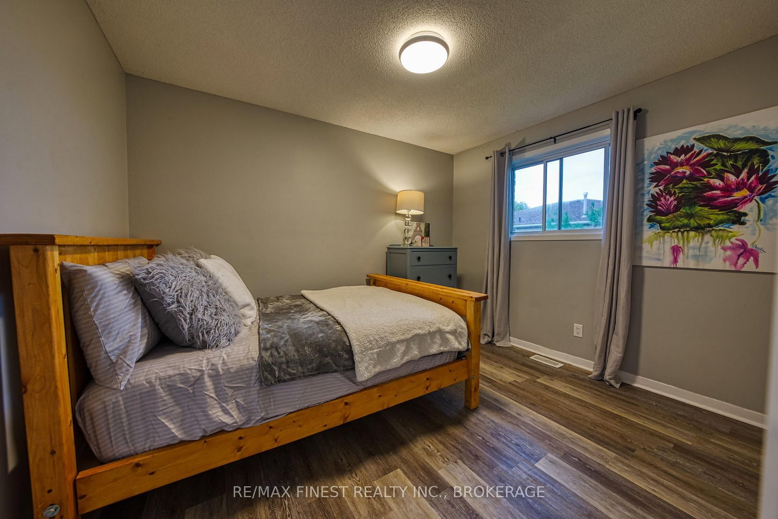 941 Warburton Crescent • Kingston, ON photo 15