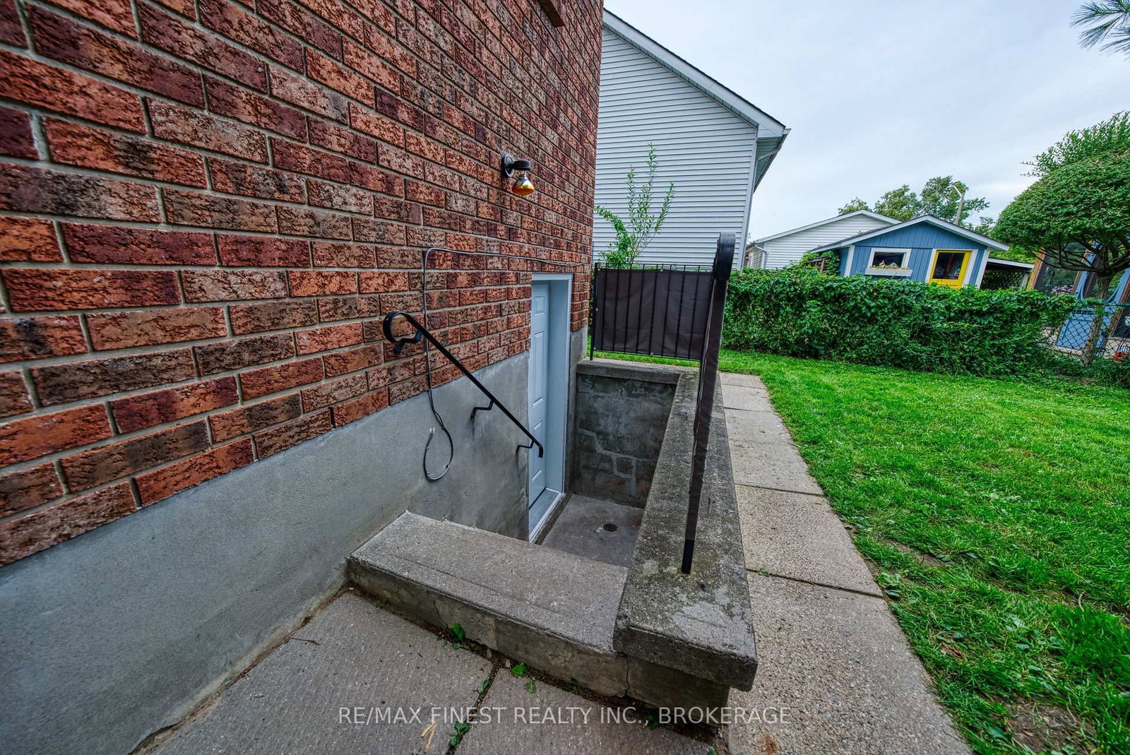 941 Warburton Crescent • Kingston, ON photo 19