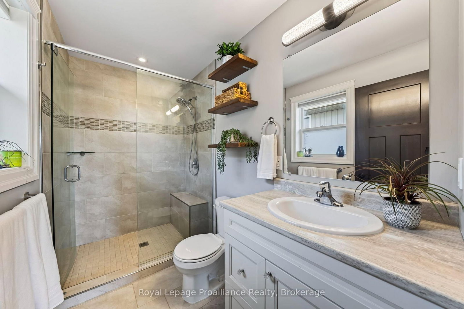 16 Butternut Court • Belleville, ON photo 17