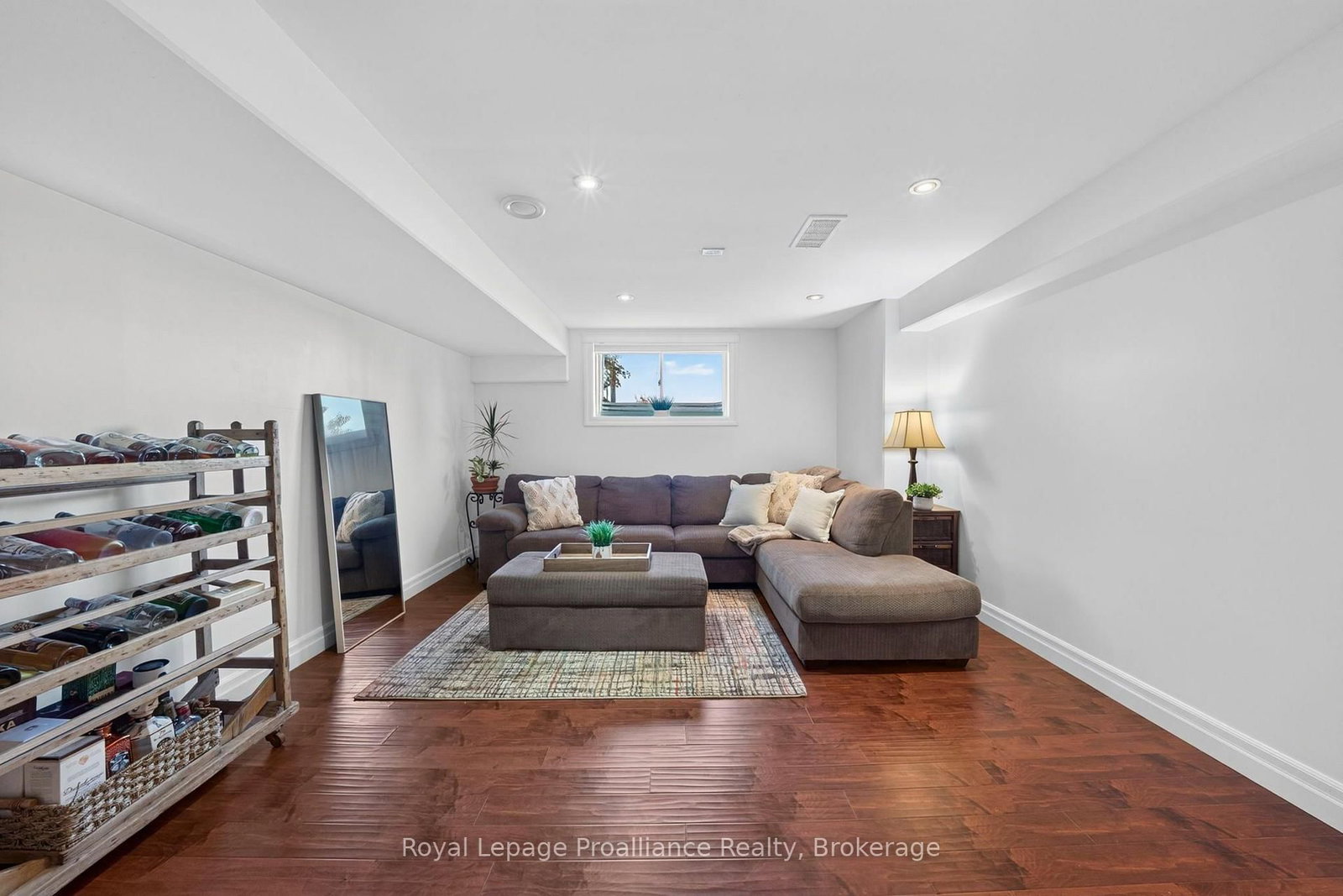 16 Butternut Court • Belleville, ON photo 25