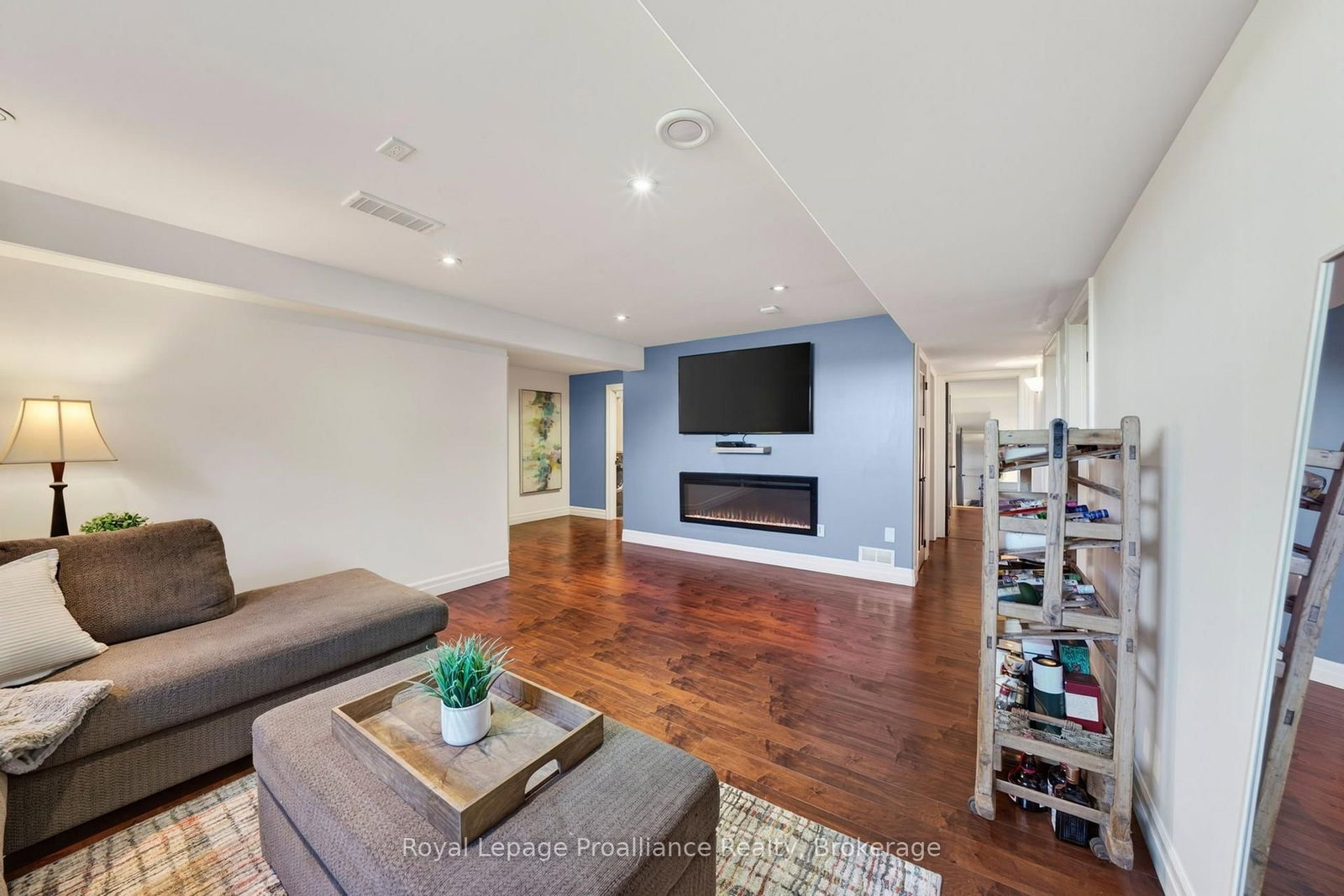 16 Butternut Court • Belleville, ON photo 26