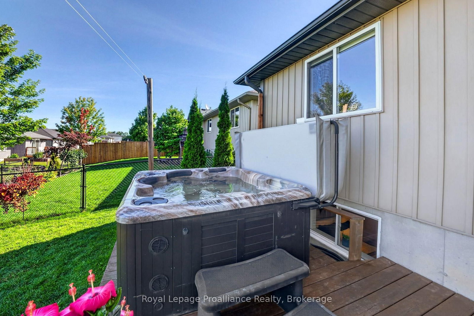 16 Butternut Court • Belleville, ON photo 37
