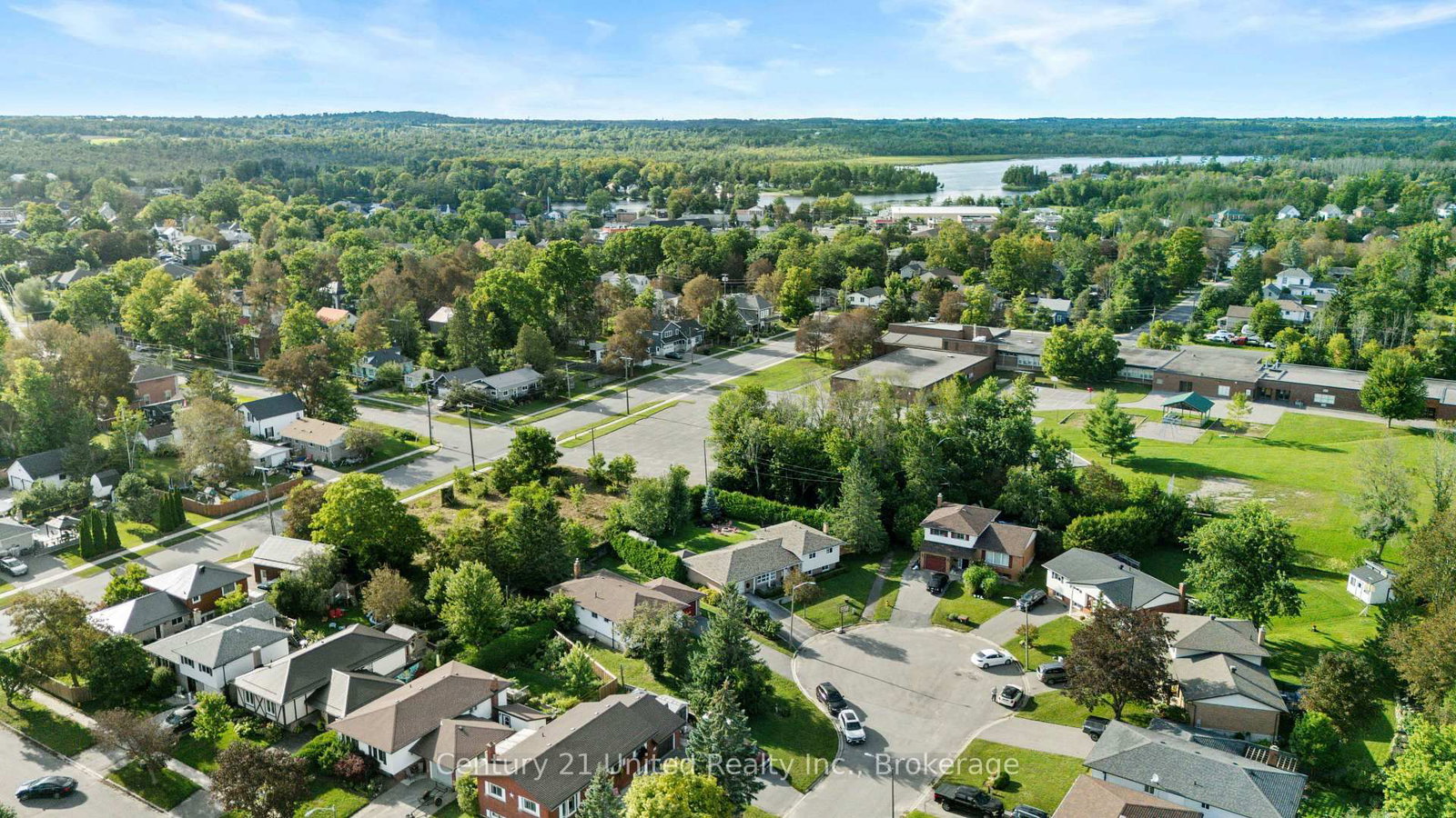 15 Lakefield Court • Selwyn, ON photo 44