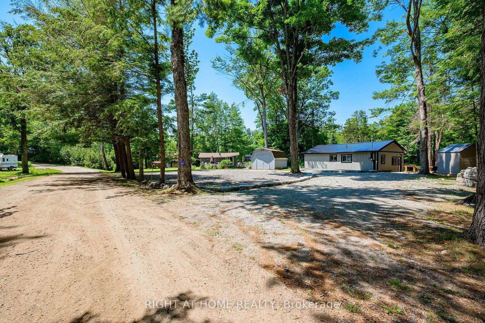 11 Little Bay Drive • Kawartha Lakes, ON photo 4