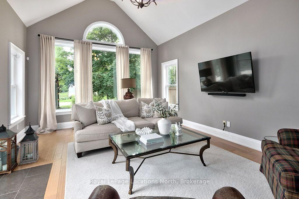 97 Bruce Street S • Blue Mountains, ON photo 13