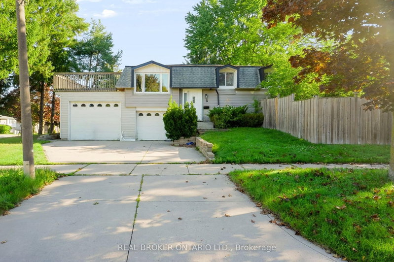 5 Nathaniel Crescent
