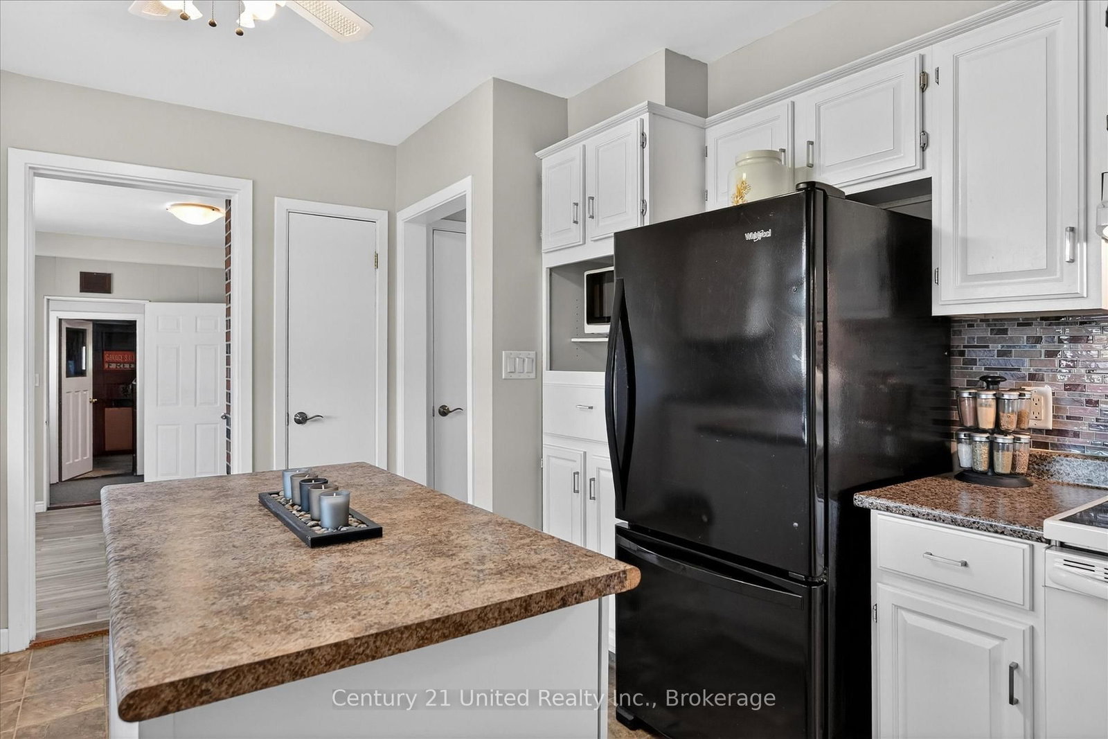 323 St Lawrence Street W • Madoc, ON photo 16