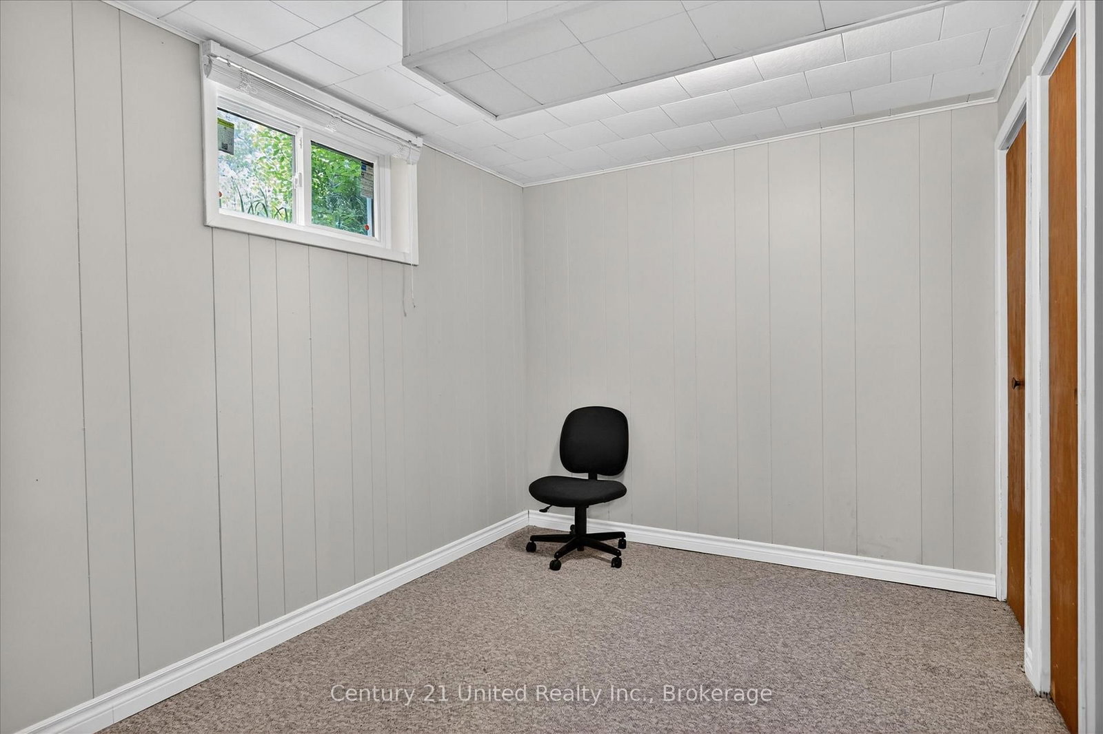 323 St Lawrence Street W • Madoc, ON photo 32