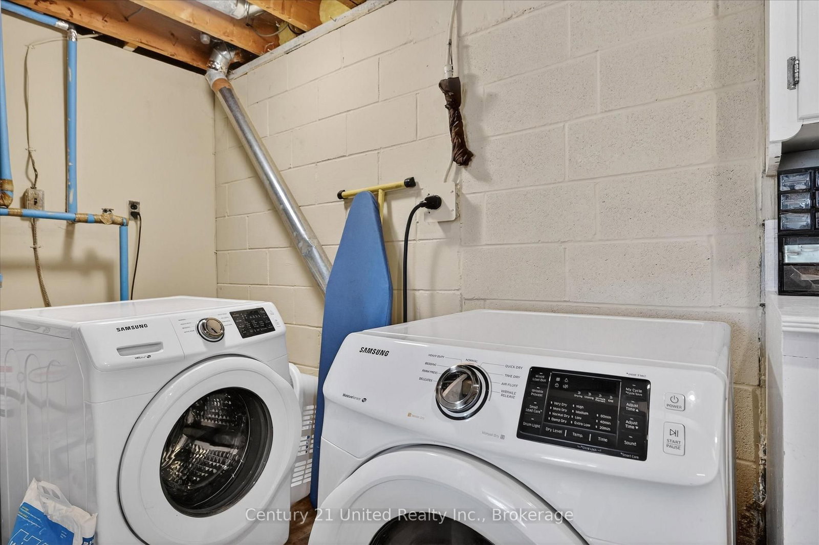323 St Lawrence Street W • Madoc, ON photo 35