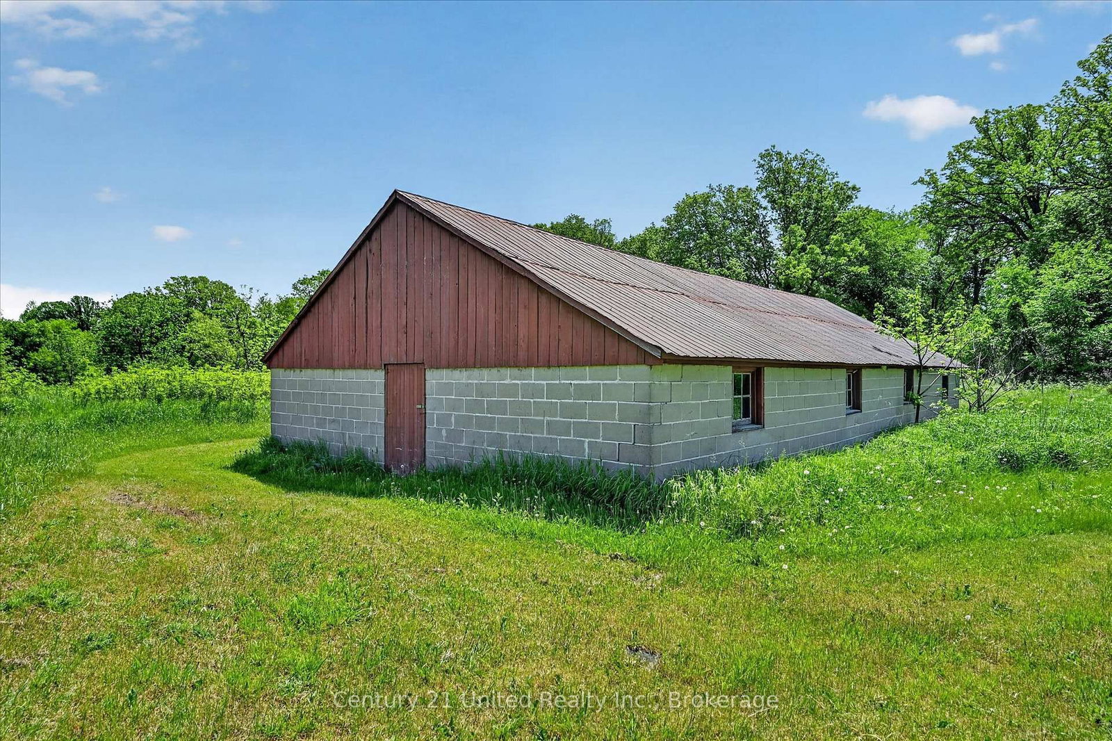 323 St Lawrence Street W • Madoc, ON photo 46