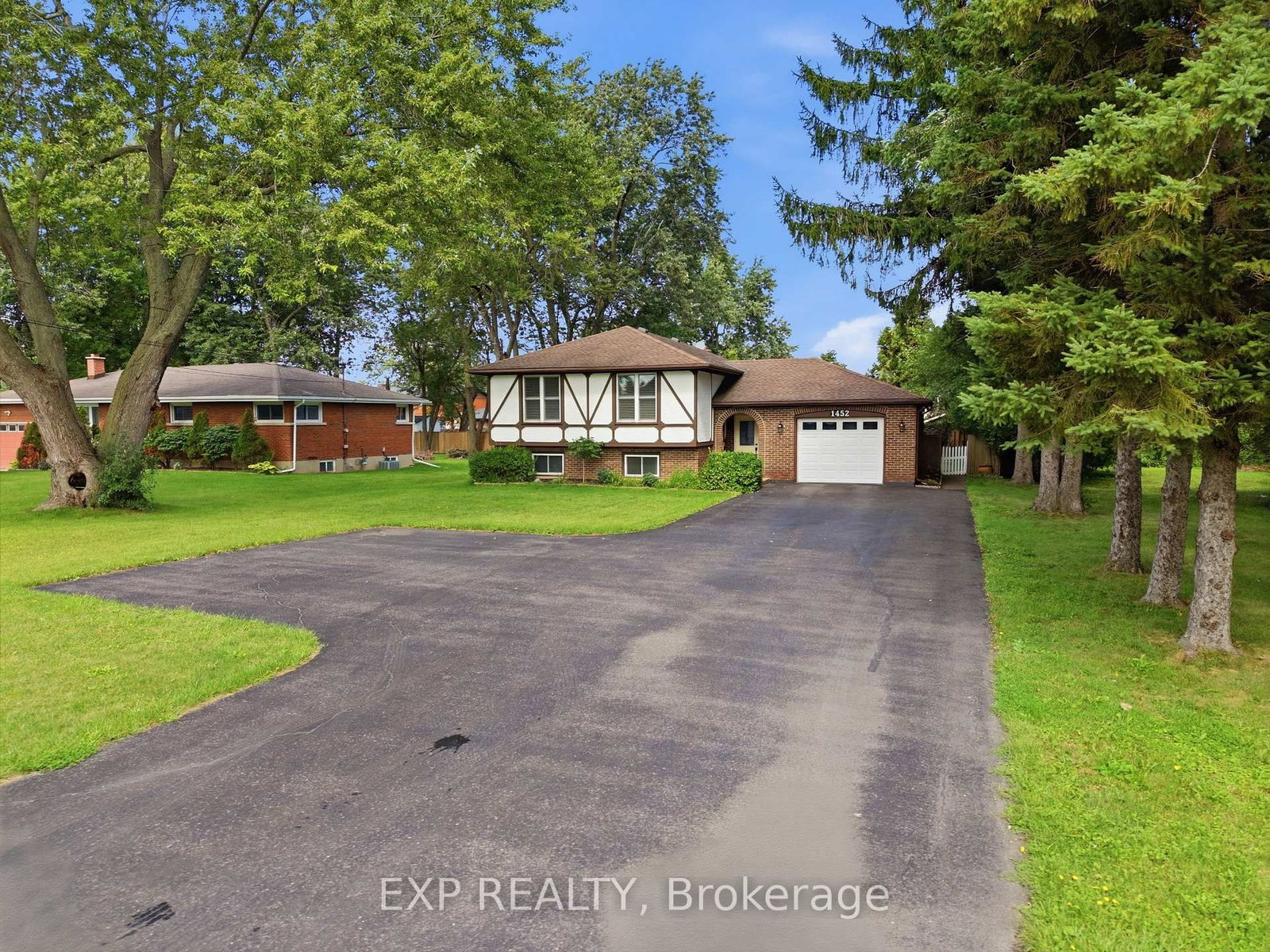 1452 Garrison Road • Fort Erie, ON photo 3