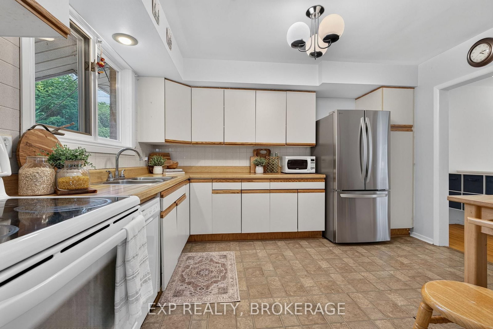 11 PEMBER Place • Kingston, ON photo 11